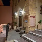 Porto Del Colombo Traditional Boutique Готель 4*