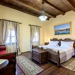 Porto Del Colombo Traditional Boutique Готель Ханья (Крит)