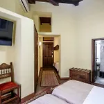 Porto Del Colombo Traditional Boutique