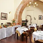 Porto Del Colombo Traditional Boutique Hotel Chania (Crete)