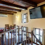 Porto Del Colombo Traditional Boutique 4*