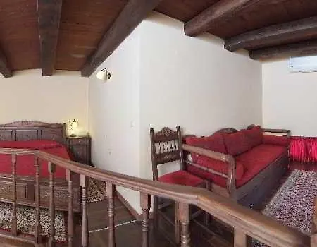 Porto Del Colombo Traditional Boutique Ξενοδοχείο 4*