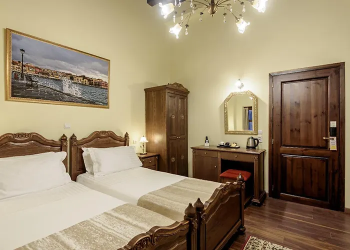 Porto Del Colombo Traditional Boutique La Canée