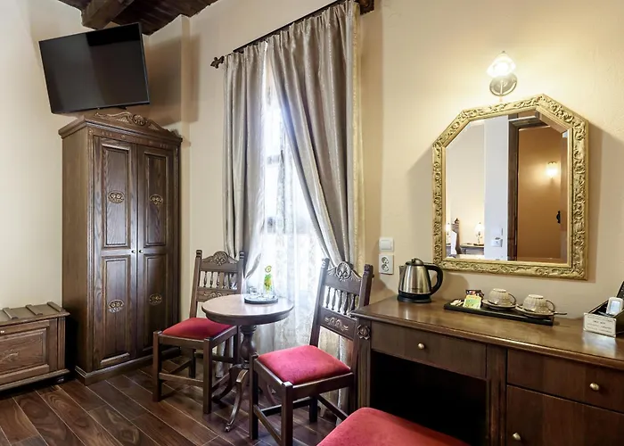 Porto Del Colombo Traditional Boutique Hotel La Canée