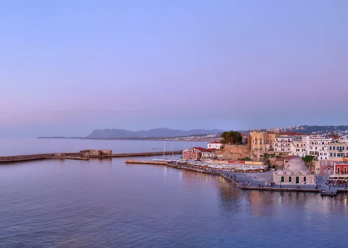 Porto Del Colombo Traditional Boutique La Canée