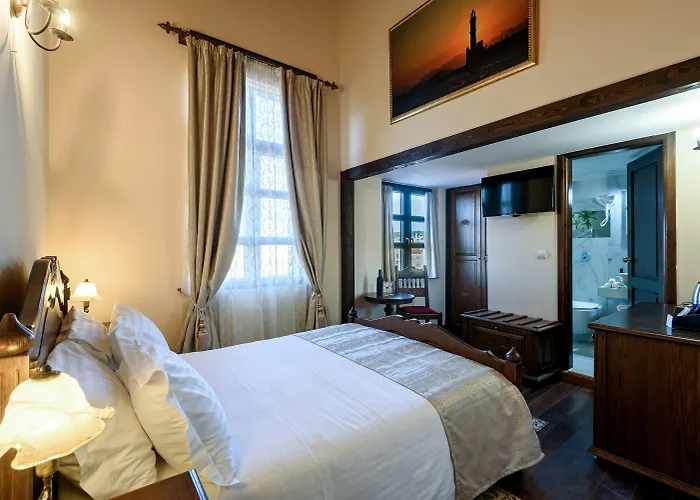 Porto Del Colombo Traditional Boutique