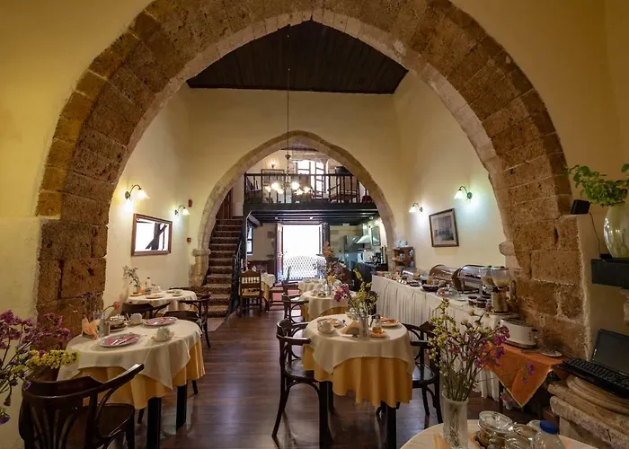 Porto Del Colombo Traditional Boutique La Canée