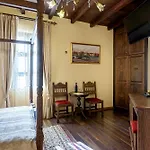 Szálloda Porto Del Colombo Traditional Boutique 4*