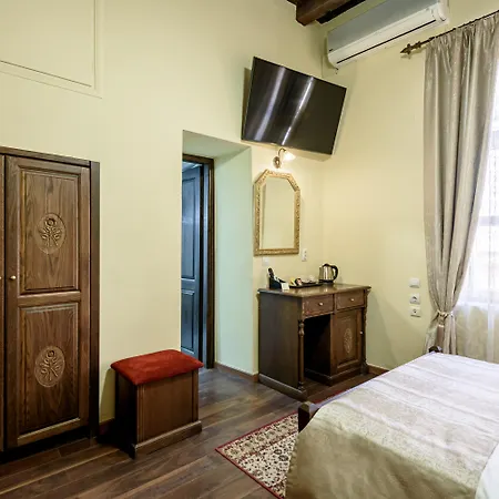 Porto Del Colombo Traditional Boutique Готель