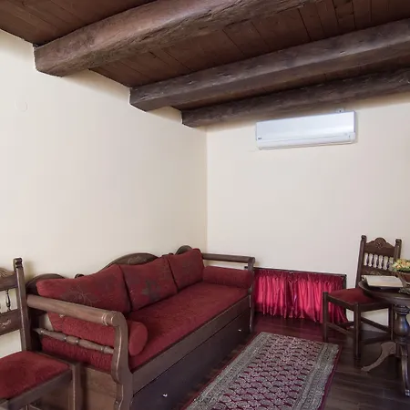 Porto Del Colombo Traditional Boutique Готель 4*