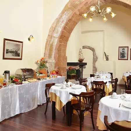 Porto Del Colombo Traditional Boutique Готель Ханья (Крит)