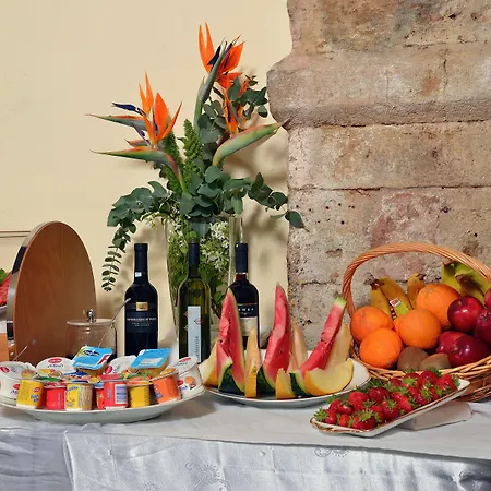 Porto Del Colombo Traditional Boutique Hotel 4*